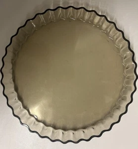 Arcopal France Smoked Glass 10” Round Pie Flan Quiche Dish Fluted Edge. - Picture 1 of 4