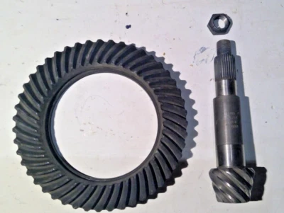 KIT DE ENGRANAJE Y PIÑÓN DE ANILLO DANA 60 NUEVO/GENUINO #706033-6X RELACIÓN 5:86 Foto 1 de 4