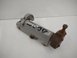 2003 03-06 Arctic Cat F7 Firecat 700 Steering Spindle Knuckle Suspension Left - Picture 1 of 6