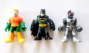 Action figure Imaginext Batman, Aquaman, Cyborg DC Comics supereroi Mattel - Foto 1 di 1