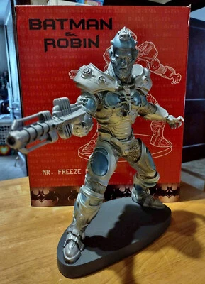 Película de Batman y Robin Arnold Schwarzenegger Mr. Estatua Freeze 13" Warner Bros. Foto 1 de 4