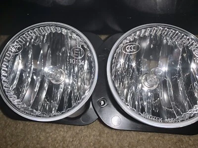 (2) Mopar OEM Front Fog Lamps-Left and Right Jeep Wrangler Cherokee 5182026-AA - Image 1 of 4