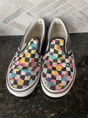 Sneakers slip on a scacchi VANS Youth taglia 3 bianche e nere con vernice neon schizzata