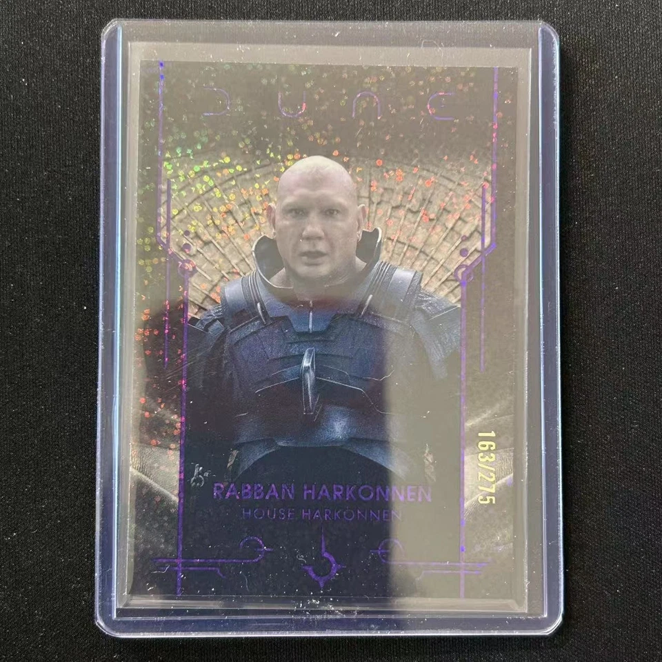 💎2025 TOPPS ХРОМ ДЮНА ФИОЛЕТОВЫЙ ПЯТНЫШКО РЕФРАКТОР /275 RABBAN HARKONNEN #7 - Изображение 1 из 1