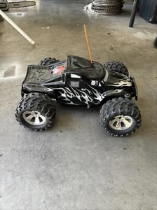 Red Cat Racing 4WD Truck Gas Engine Earthquake 3.5 See Description - Picture 1 of 8
