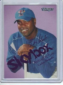 2004- SKYBOX AUTOGRAPHICS Royal#52- Carlos Delgado (ROYAL) Pr: 021/025 - Picture 1 of 2