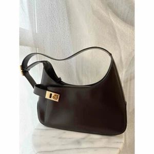Bolso de Hombro Ferragamo Gancini Cartera de Cuero Marrón Oscuro DE JAPÓN USADO - Imagen 1 de 9