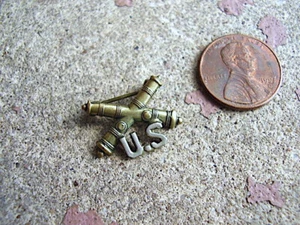 Sweet Heart - Mothers pin, WWI or WW2. US Army ARTILLERY - silver tone Pinback - Picture 1 of 5