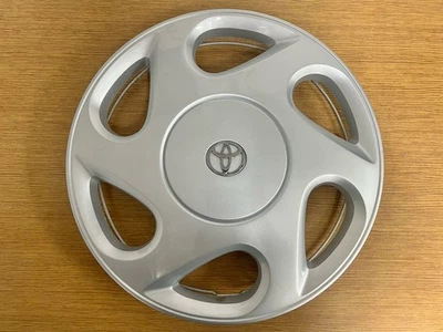 Cubierta de rueda tapacubos Toyota Camry 1997-1999 15"" bonita 42621-aa040 OEM Foto 1 de 4