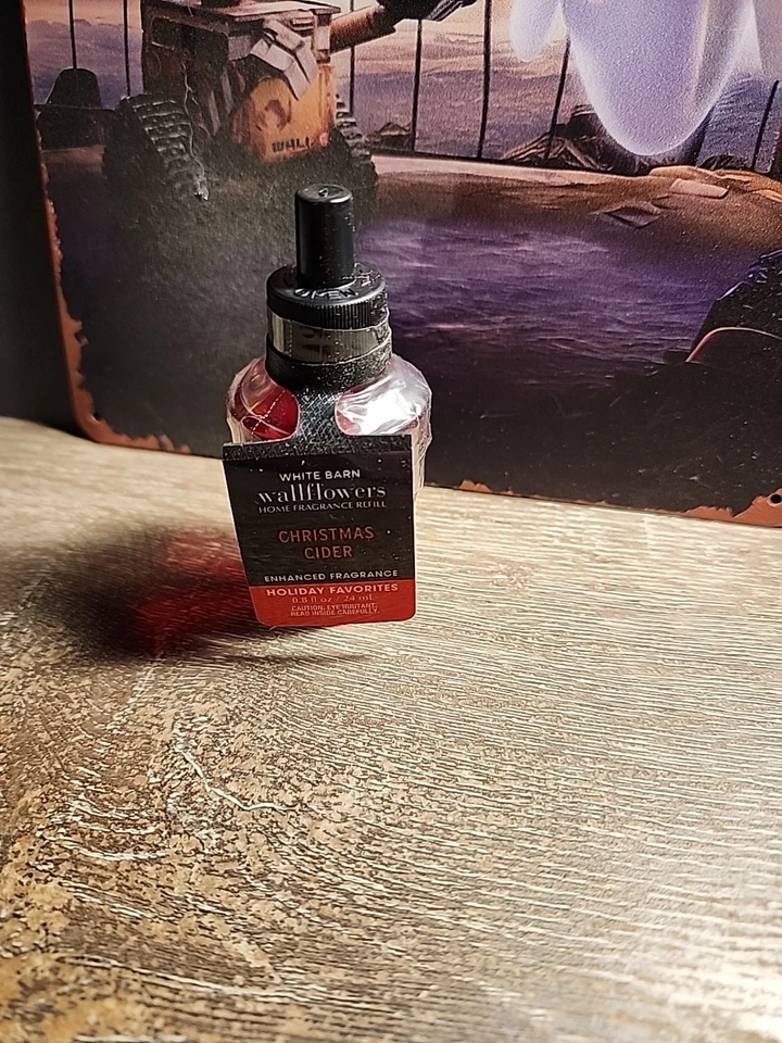 Bath & Body Works Christmas Cider Wallflower Refill 0.8 FL Oz Sealed - Image 1 of 1