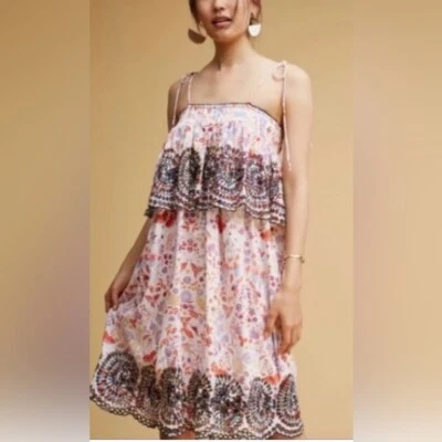 Mini vestido floral bordado Antik Batik Anthropologie Samsa branco - P - Imagem 1 de 4