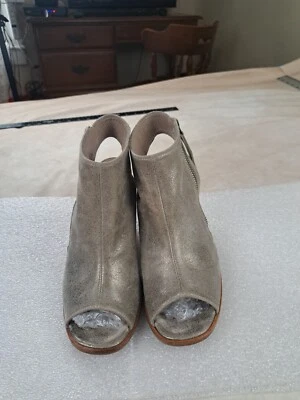 Paul Green Cayanne Peep Toe Ankle Bootie Taupe Metallic Leather Size 6.5(8.5US) - Image 1 of 4