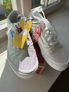 Vans „old Skool“, uv activated, Gr. 34, NEU, Beige/weiß/grün/rosa Glitzer - Bild 1 von 4