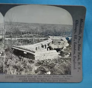 Trincheras de resistencia frontal italiana con foto estéreo de la Primera Guerra Mundial mirando hacia el este sobre zanjas - Imagen 1 de 3