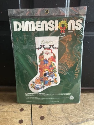1984 Dimensions Crewel Christmas Stocking Kit 8043 A VISIT WITH SANTA Bears Toys - Image 1 of 3
