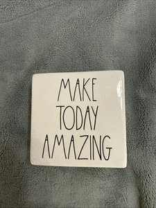 home decor items. - Picture 1 of 2