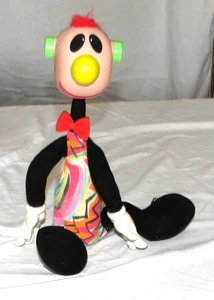 ERTL 1994 Jibba Jabba bambola rumorosa 15 pollici con capelli mohawk rossi - Foto 1 di 2