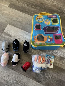 Lote de mascotas Zhu Zhu con estuche de transporte para hámsteres + mascota de acuario Zhu Zhu LEER - Imagen 1 de 10