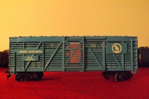 Model Power HO Scale Great Northern G.N. 582033 40' Cattle Car - Looks New - Picture 1 of 4