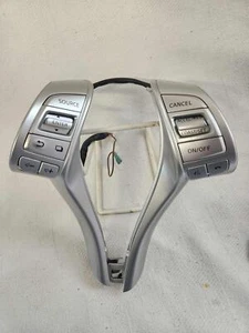 2015 Nissan Rogue steering wheel cruise phone and radio controls; Korea built - Picture 1 of 15