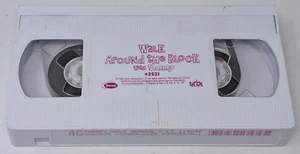 Barney Walk Around the Block with Barney VHS 1999 Classic Collection Cartoon - Picture 1 of 4