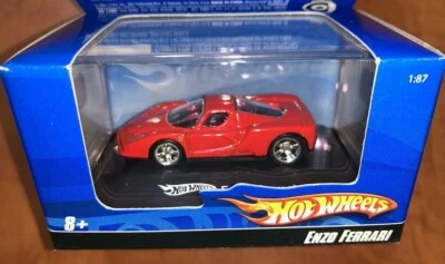 Enzo Ferrari 2007 Mattel Hot Wheels Red 1:87 Scale Die-cast Beautiful In Box - Image 1 of 3