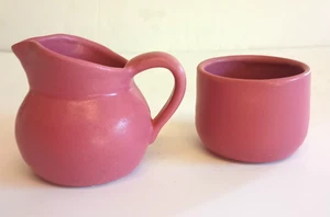 Vintage Van Briggle Sugar Bowl & Creamer Matte Mauve Colorado Springs USA - Picture 1 of 3
