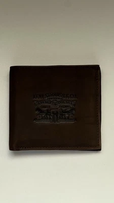 Cartera plegable de cuero marrón Levi's Foto 1 de 4