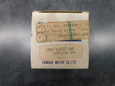 Yamaha DT250 1979 pistón NOS 2N6-11637-00 2330   Foto 1 de 4