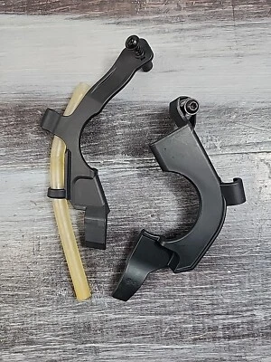 2023 2024 Husqvarna FC450 Soporte de cable Tubo guía del acelerador A46003099010 KTM Foto 1 de 2