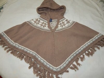 VTG Gap Girls S/M Tan Snowflake Fair Isle Hooded Poncho Cape - Image 1 of 4