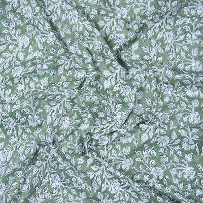 Tela de acolchado de algodón boho con estampado de bloques floral verde indio 2,5 yardas Foto 1 de 4