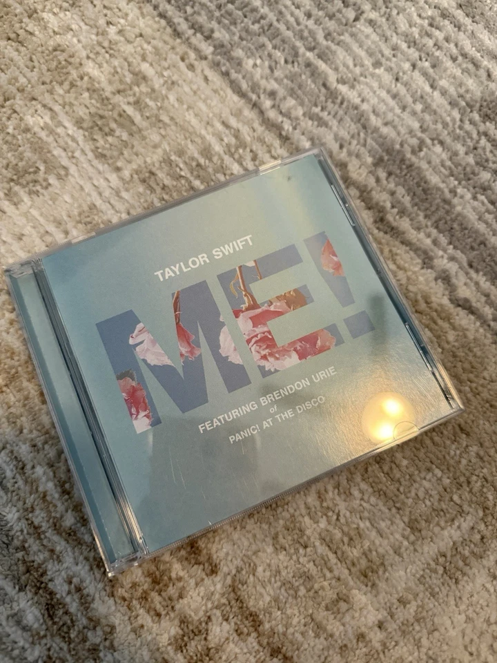 Taylor Swift Me Featuring Brendon Urie US 1 Track CD Single 2019