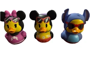 Disney Summer Ducks 3” Minnie Mickey Stitch Ducking Jeep 🔥🔥🔥 Exclusivo - Imagen 1 de 3