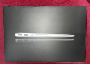 Apple MacBook Air A1370 11.6" Laptop - MC506LL/A (October, 2010) - Picture 1 of 7