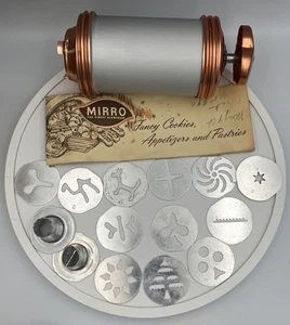 Vintage Mirro Spritz Crank Cookie Press with 12 Discs and 2 Tips - Original Box - Picture 1 of 8