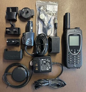 Kit téléphone satellite Iridium 9575 Extreme avec étui de protection (Pelican) - Photo 1 sur 12