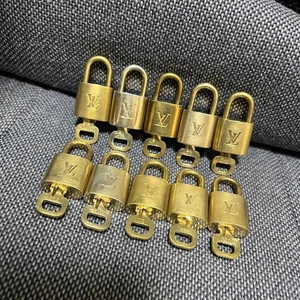 Louis Vuitton Lock & Key PadLock Lot set of 10 Gold Number Random NM - Picture 1 of 3
