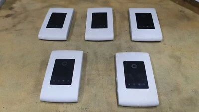 5 PZ Vodafone R218 Mobile Wifi HOTSPOT Internet Dongle Leggi Descrizione DNGL5 - Immagine 1 di 4