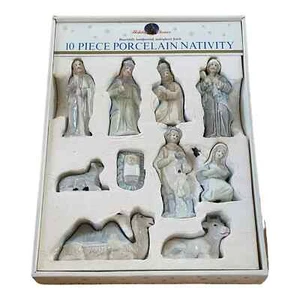 10 Piece Porcelain Nativity Beautifully Handpainted Underglazed Finish Pre-owned - Picture 1 of 16