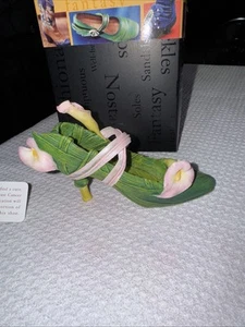 2000 Just the Right Scarpa Miniatura "Calla Lily" di Raine Design #25092 (F) - Foto 1 di 6