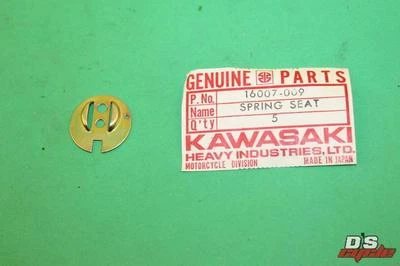 KAWASAKI NOS THROTTLE VALVE SPRING SEAT W1 W2 A1 A7 W1SS W2SS W2TT 16007-011 - Image 1 of 4