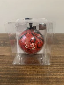 Chicago Bulls Christmas Tree Ornament Red Glass NBA Basketball New in Box - Picture 1 of 4