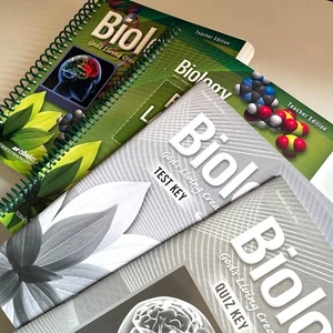 Abeka Biology Grade 10 - Teacher Edition, Field & Laboratory, Quiz & Test Keys - Picture 1 of 1