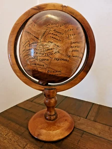 Globo de madera hecho a mano 12" de alto hermosa pieza única escritorio hecho en Haití - Imagen 1 de 8