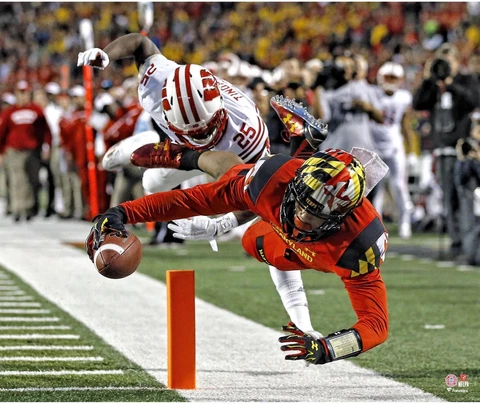 DJ Moore Maryland Terrapins Unsigned Diving Touchdown Photograph Cover