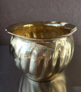 Beautiful! Brass Swirl Planter 6"x7.75" Lynwood 2001 Made In India - Picture 1 of 12