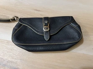 COLE HAAN Navy Leather Wristlet Pebbled Leather Flap Outside Pocket Green Lining - Picture 1 of 8