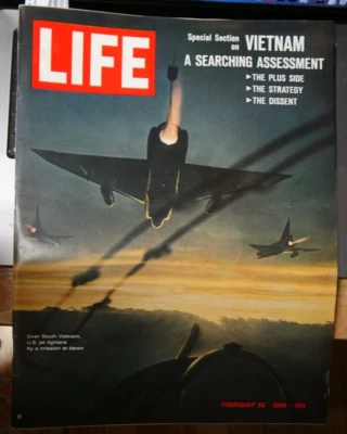 RARE RED DATE NO LABEL Life Magazine February 25, 1966 - VTG 3 Ads & 4 Car Ads - Image 1 of 4