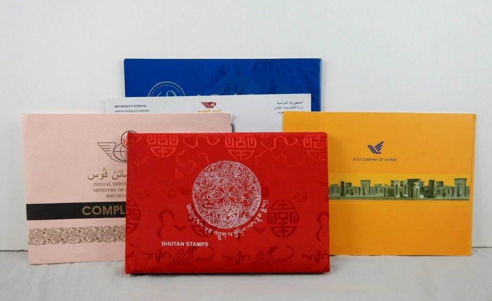 2004-2009 POSTAGE STAMPS OF THE MIDDLE EAST COMMEMORATIVE BOOKLETS - Image 1 of 4